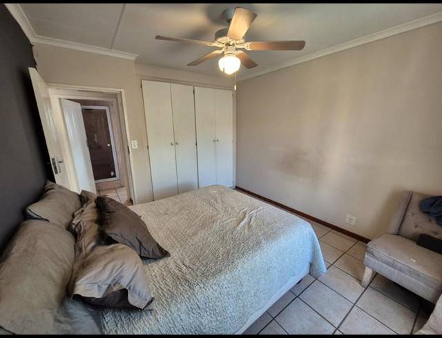 2 BEDROOM TOWNHOUSE FOR SALE IN MONTANA PARK